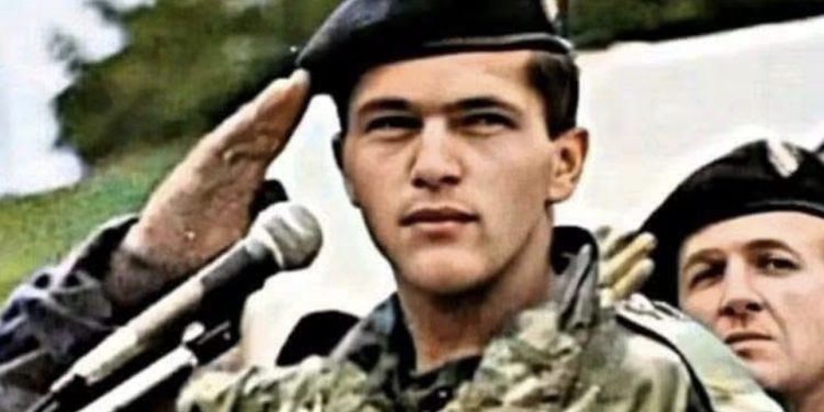PRIJE 31 GODINU POGINUO JE GENERAL IZET NANIĆ, LEGENDARNI KOMANDANT 505. VITEŠKE BRIGADE