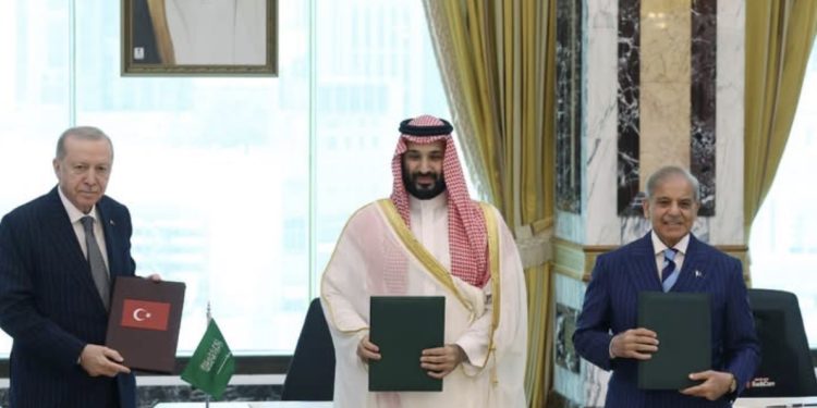 Sporazum u Meki: Turska, Pakistan i Saudijska Arabija potpisali, otvoren i je za nove članice