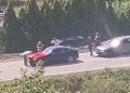 Skandal u Beranama: Policija zaustavila svatove iz Gusinja zbog nacionalne zastave Albanije VIDEO