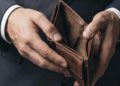 Dok se Vučić po Srbiji razbacuje milionima i poklonima, radnicima se nudi minimalac za preživljavanje