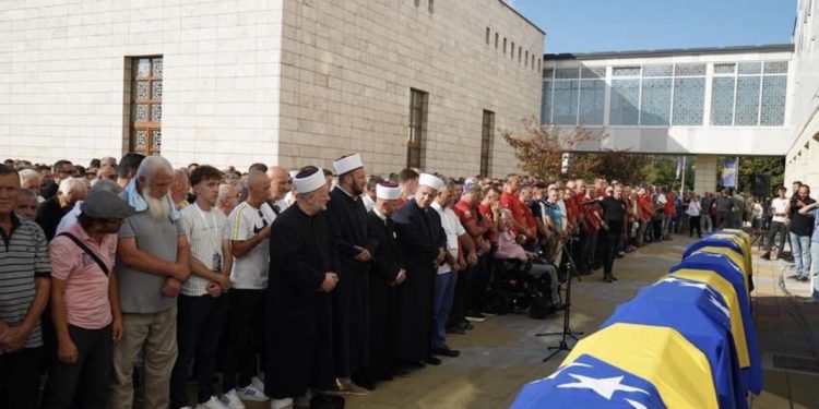 Zenica u suzama ispratila svoje bosanske ljiljane: Pet dženaza, pet ugašenih života na Elbrusu