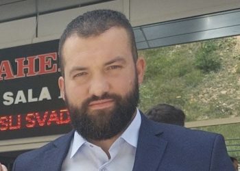 Hafiz Seid Klica iz Rožaja uspješno završio hifz pred komisijom Rijaseta IZ u BiH
