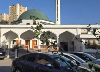 Lopov obio džamiju na Grbavici: Ukrao novac namijenjen za izgradnju dječijeg mekteba