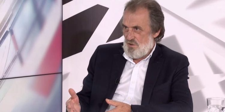 Dok državni vrh žali ratnog zločinca mladića,Drašković im odbrusio: „srbija je pred duhovnim ponorom“