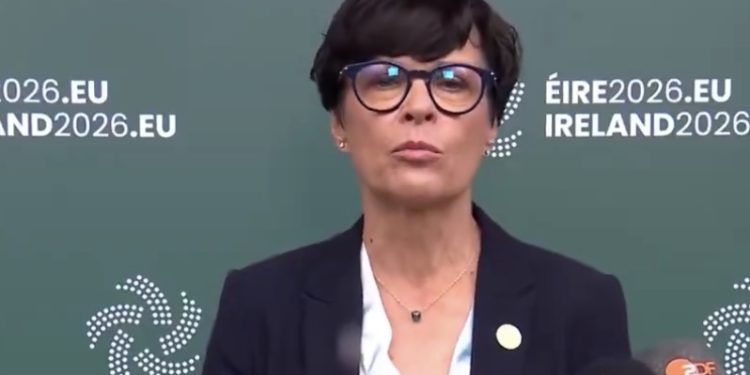 MARTA KOS OTKAZALA POSJETU SRBIJI ZBOG VELIČANJA RATKA MLADIĆA