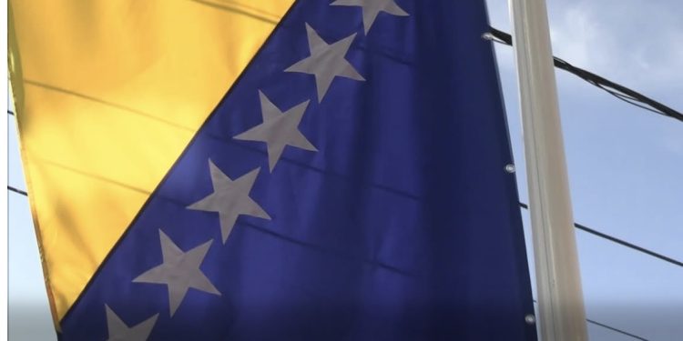BiH zatvara ambasadu u Beogradu zbog veličanja ratnog zločinca, konzularni poslovi usmjereni u Novi Pazar
