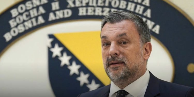 Konaković protjerao dvojicu diplomata Srbije iz BiH: Imaju 48 sati da napuste zemlju