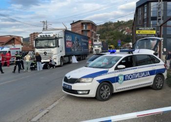 TRAGEDIJA U ČERKEZ MAHALI U NOVOM PAZARU: Kamion udario ženu, preminula na licu mjesta