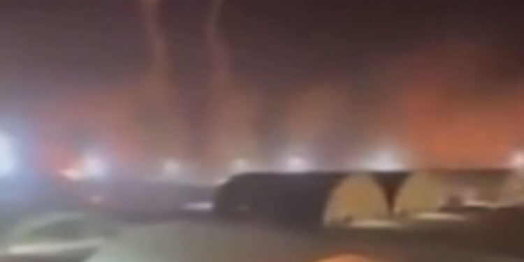 HUTI TVRDE DA SU POGODILI SAUDIJSKU VOJNU BAZU, RIJAD POTVRDIO PAD PROJEKTILA