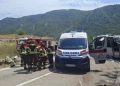 Tragedija u Crnoj Gori usled prevrtanja autobusa: Djevojka iz Srbije poginula, 16 povređeno a dijete kritično