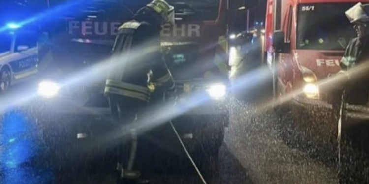 Bračni par i još dvije osobe teško povrijeđene u sudaru u Austriji
