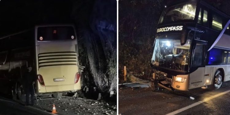 Autobus sa 90 učenika doživio nezgodu kod Mojkovca: Povrijeđeno četvoro djece i vozač