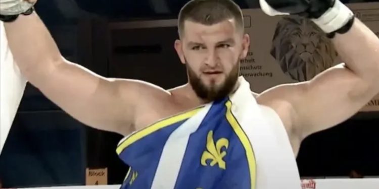 Novi Pazar sinoć bio centar balkanskog boksa: Sedam velikih borbi i spektakularna pobjeda Ahmeda Krnjića