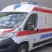 TROJE MALOLJETNE DJECE POVRIJEĐENO U TEŠKOJ NESREĆI: Automobil sletio i udario djecu u dvorištu