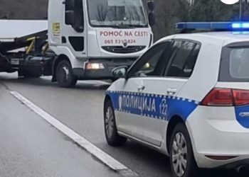 TRAGEDIJA U BIH: Dva mlada života ugašena u stravičnoj saobraćajnoj nesreći