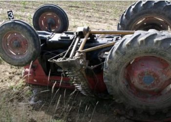 TRAGEDIJA KOD BERANA: Muškarac poginuo nakon prevrtanja traktora
