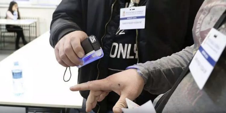 ŠTA SMIJETE, A ŠTA NE SMIJETE NA DAN IZBORA: Za ove postupke možete krivično odgovarati